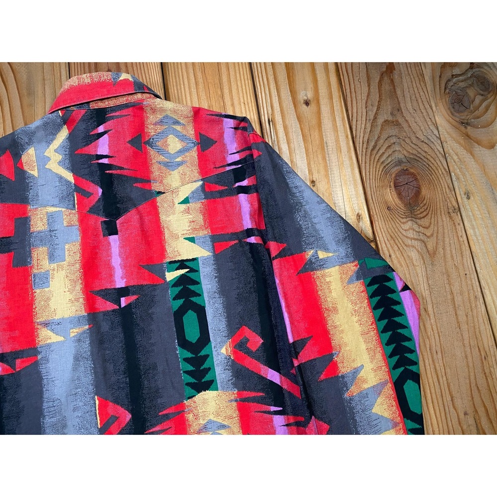 Vintage 90s Wrangler Cowboy Cut Aztec Western Shirt - USA Made X-Long Tails - Picture 9 of 9